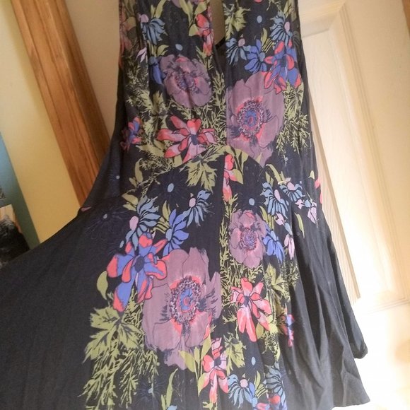 Free People Backyard Tunic casual floral dress NWOT 🎈HOST PICK🎈 - Picture 5 of 9